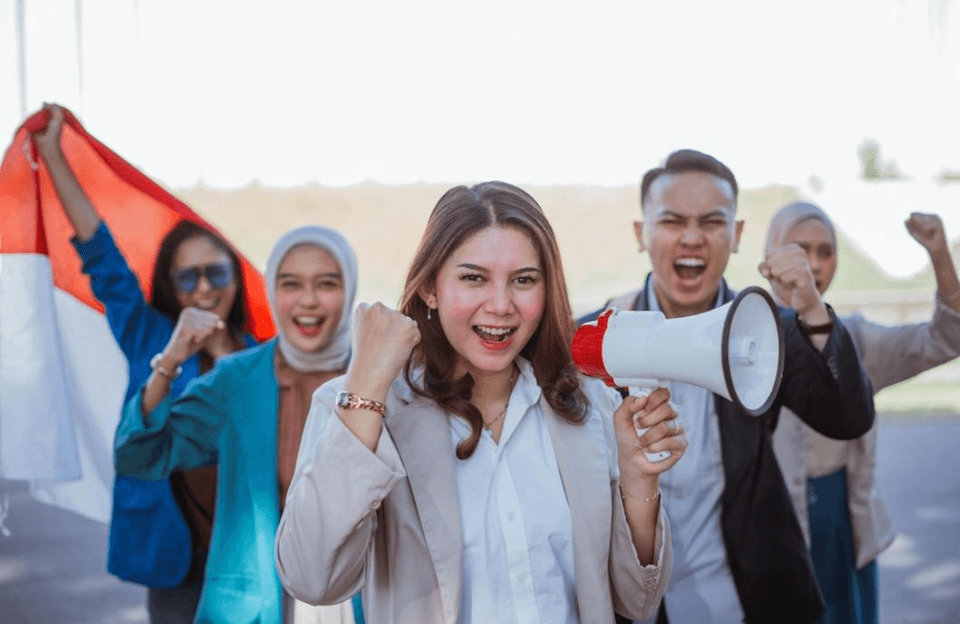 Hak dan Kewajiban Warga Negara sebagai Fondasi Kehidupan Demokratis