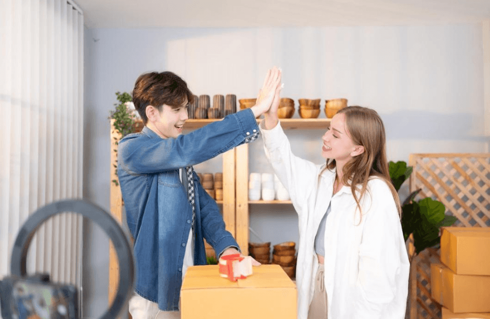 Perbedaan Sopan Santun dan Etika dalam Kehidupan Sehari-hari